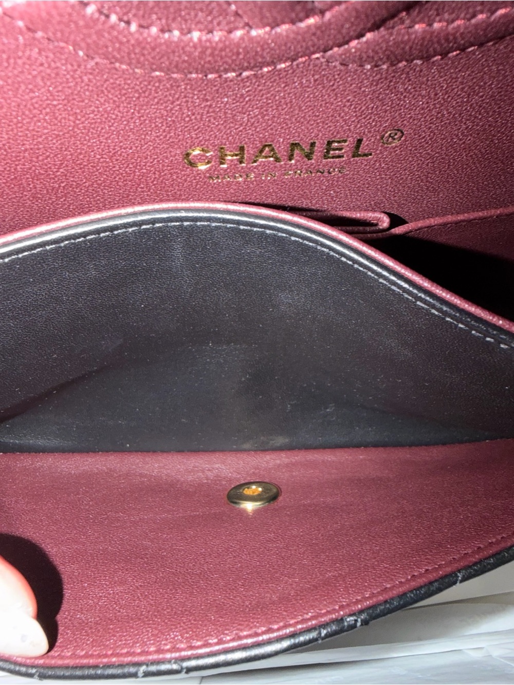 Chanel Classic Quilted Flap lamb skin Bag in Black with Gold Hardware like NEW - Picture 15 of 17